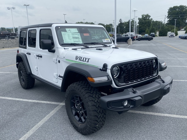 new 2025 Jeep Wrangler car, priced at $43,039