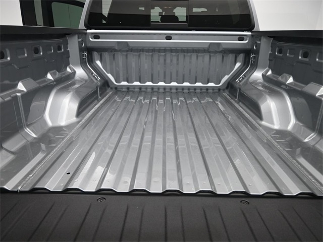 new 2025 Chevrolet Colorado car, priced at $32,500