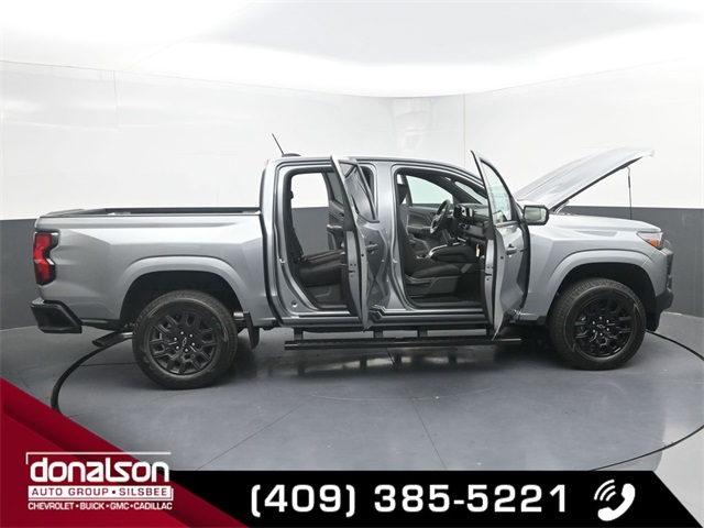 new 2025 Chevrolet Colorado car, priced at $32,500