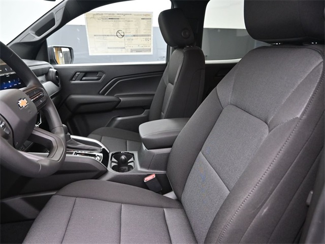 new 2025 Chevrolet Colorado car, priced at $32,500