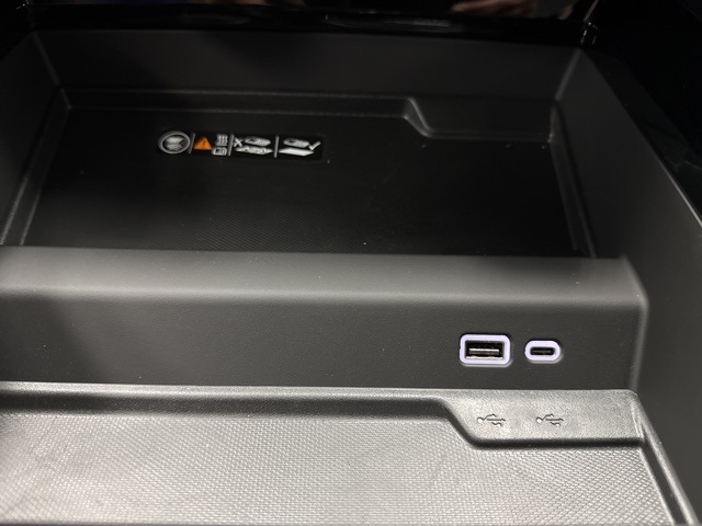 new 2026 Chevrolet Suburban car, priced at $77,470