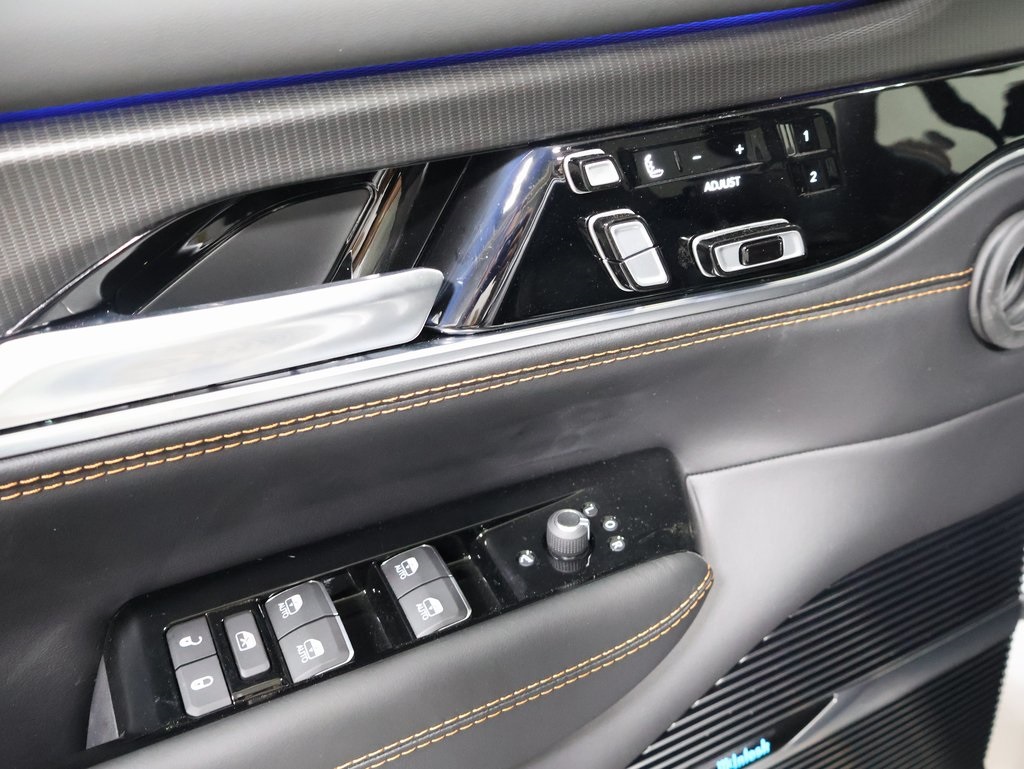 new 2025 Jeep Grand Wagoneer L car, priced at $114,730