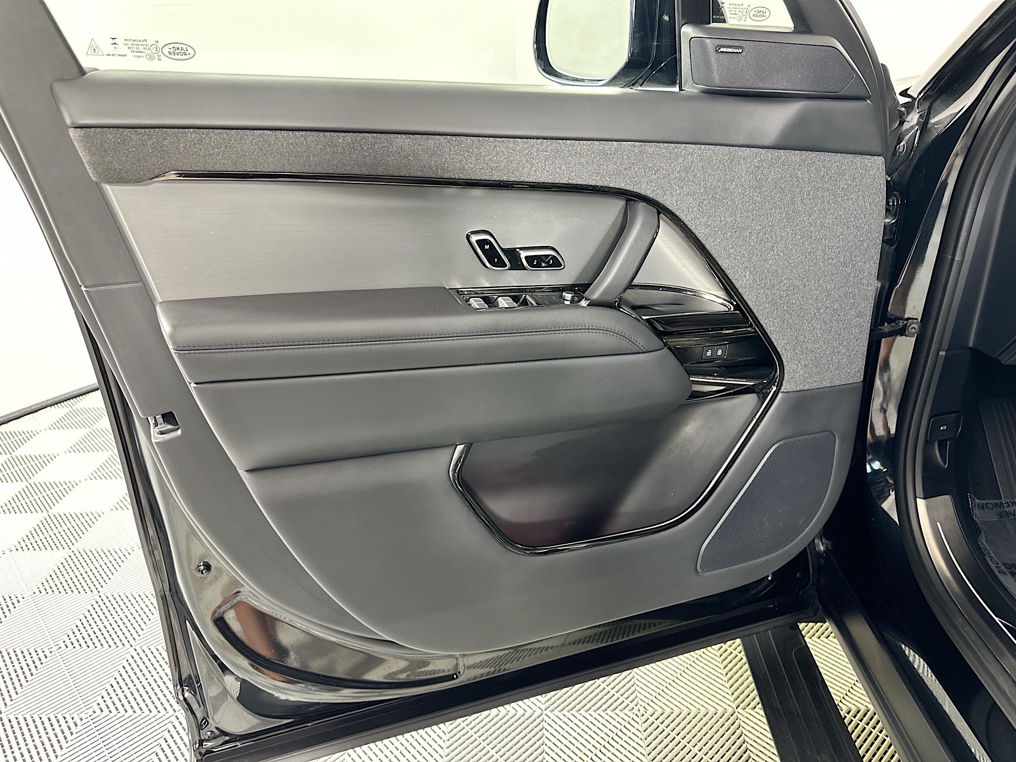 used 2023 Land Rover Range Rover Sport car, priced at $67,995
