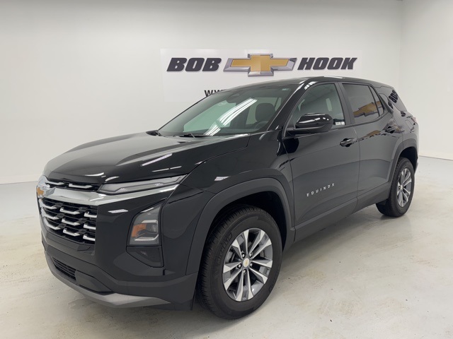 new 2026 Chevrolet Equinox car, priced at $30,495