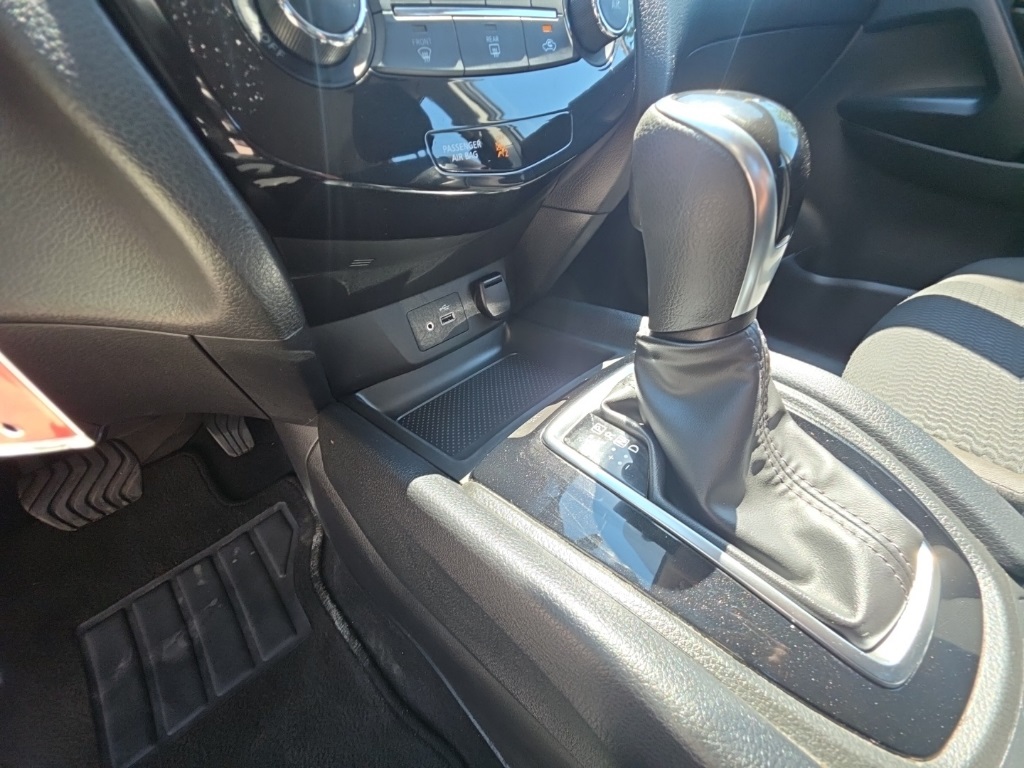 used 2021 Nissan Rogue Sport car, priced at $13,595