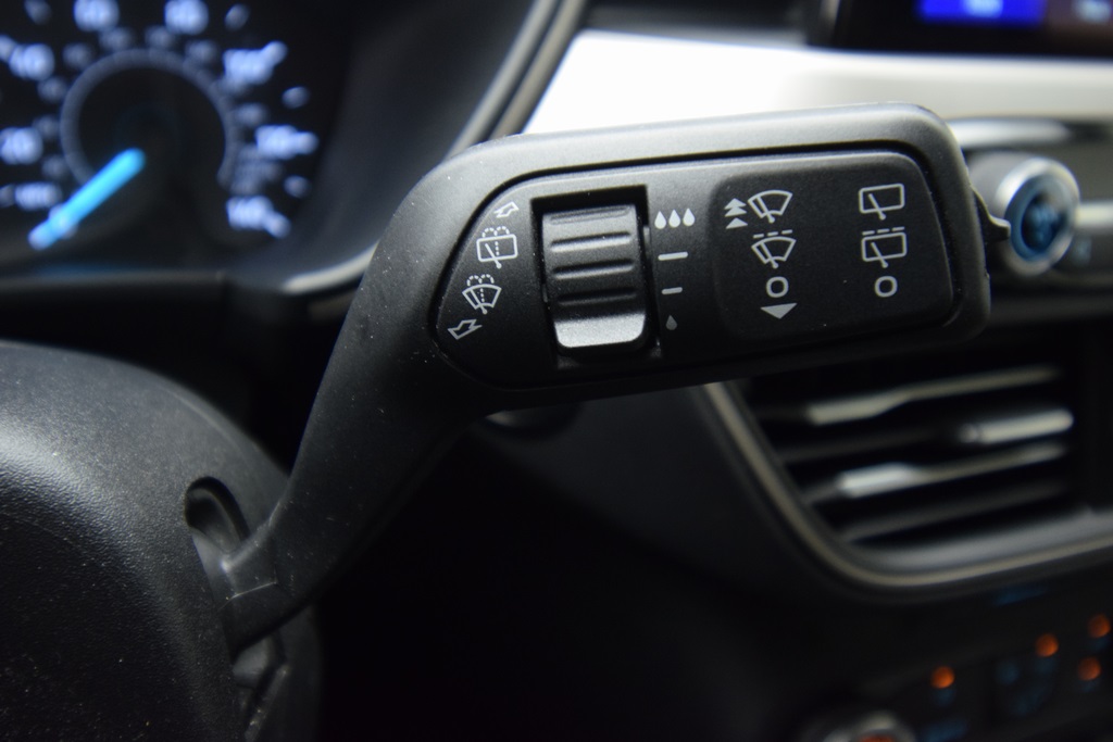 used 2022 Ford Escape car, priced at $20,400