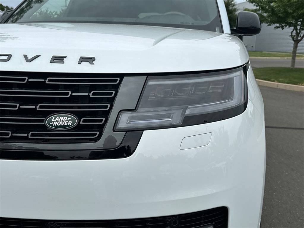 new 2025 Land Rover Range Rover car, priced at $159,565