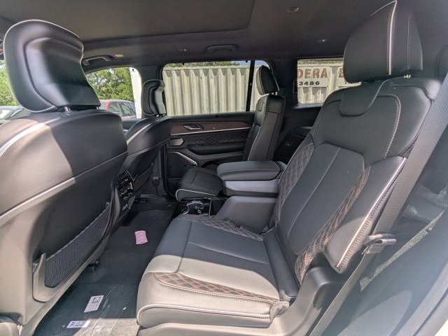 new 2025 Jeep Grand Cherokee L car, priced at $58,490