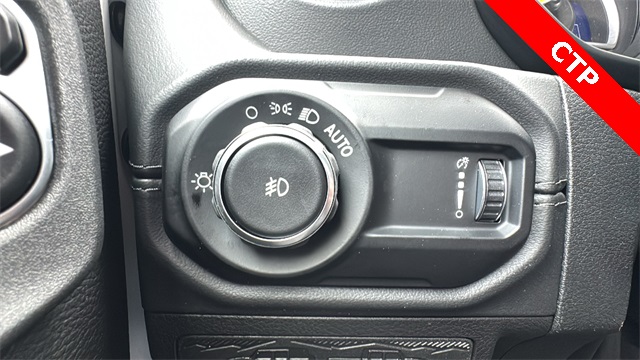 new 2025 Jeep Wrangler car, priced at $53,982