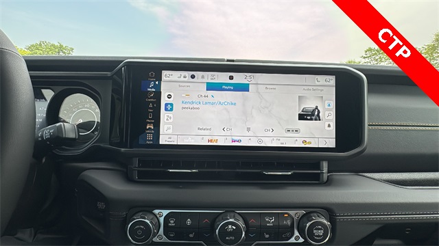 new 2025 Jeep Wrangler car, priced at $53,982