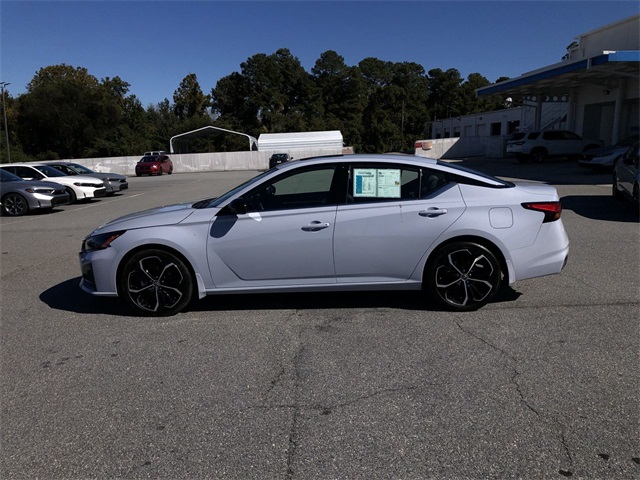 used 2023 Nissan Altima car, priced at $25,779