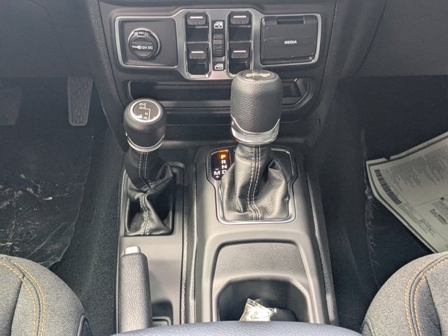 new 2025 Jeep Wrangler car, priced at $40,180