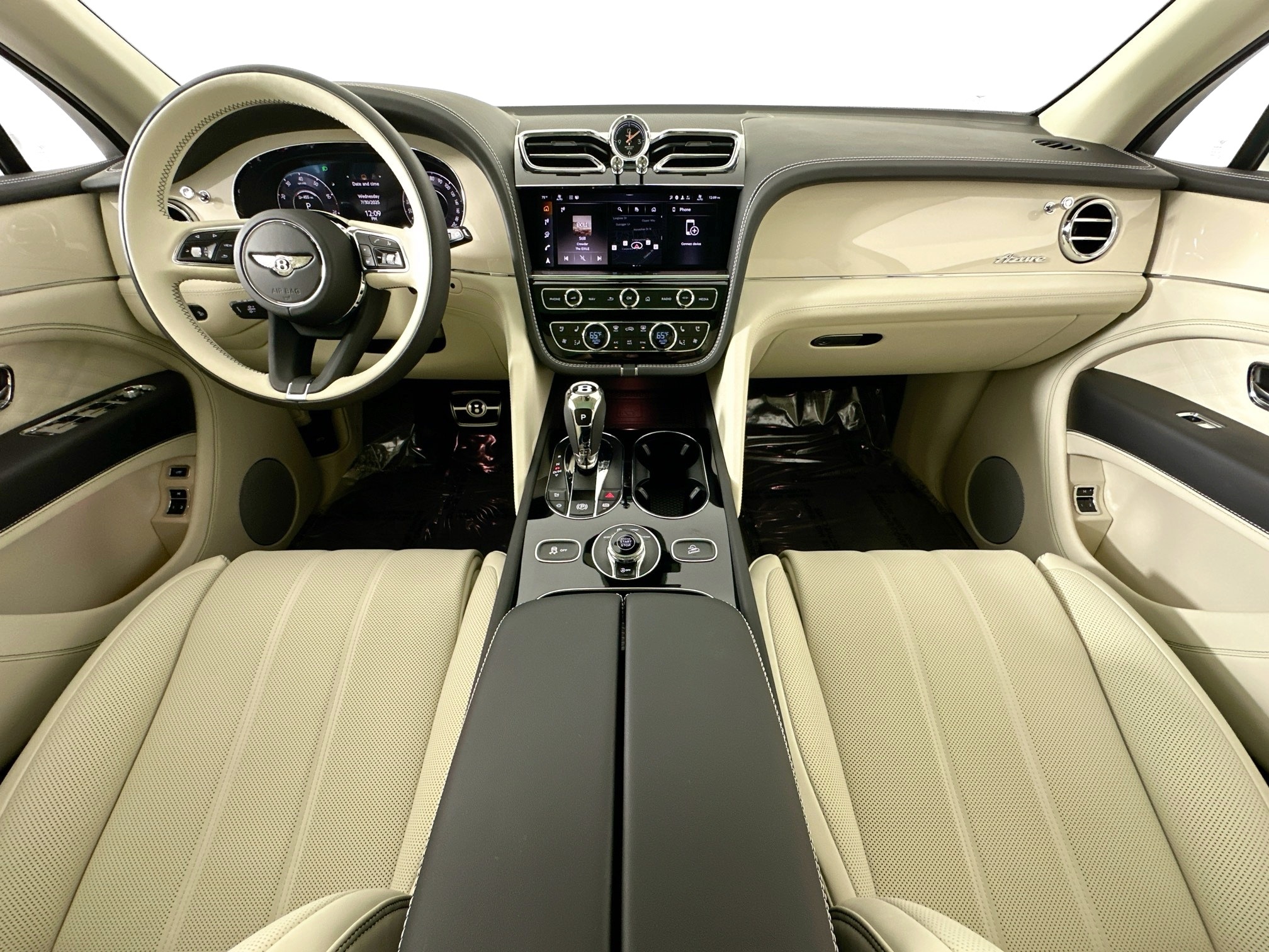 used 2025 Bentley Bentayga car, priced at $249,998