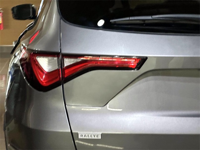 used 2023 Acura MDX car, priced at $40,641