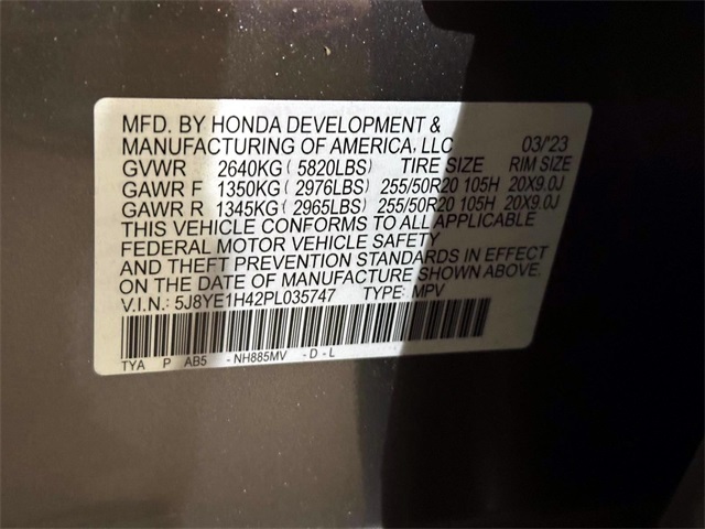 used 2023 Acura MDX car, priced at $40,641