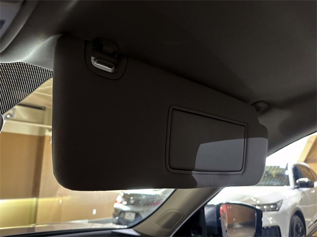 used 2023 Acura MDX car, priced at $40,641