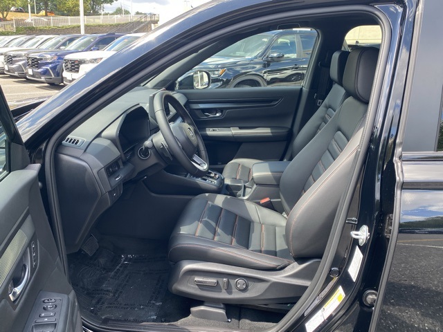 new 2026 Honda CR-V Hybrid car, priced at $39,596