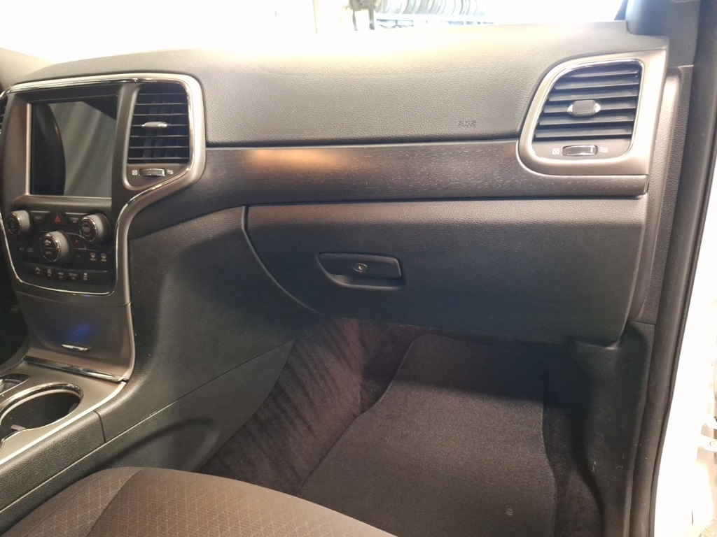 used 2018 Jeep Grand Cherokee car, priced at $14,717