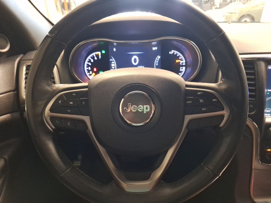 used 2018 Jeep Grand Cherokee car, priced at $14,717