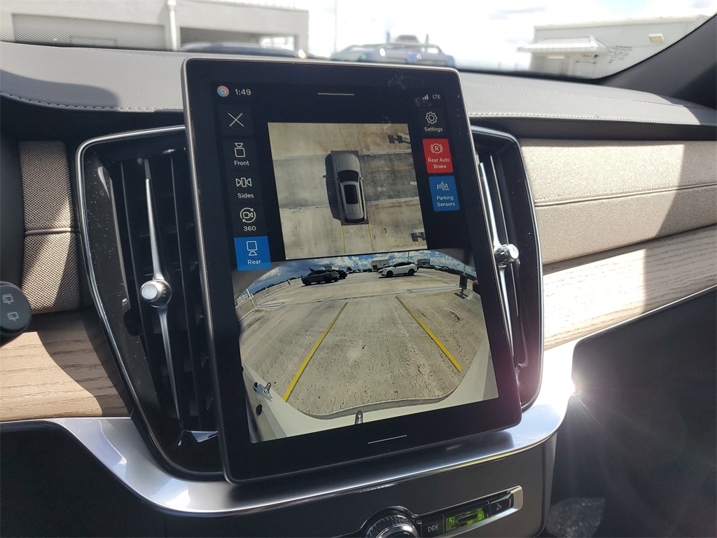 new 2026 Volvo XC90 Plug-In Hybrid car, priced at $78,375