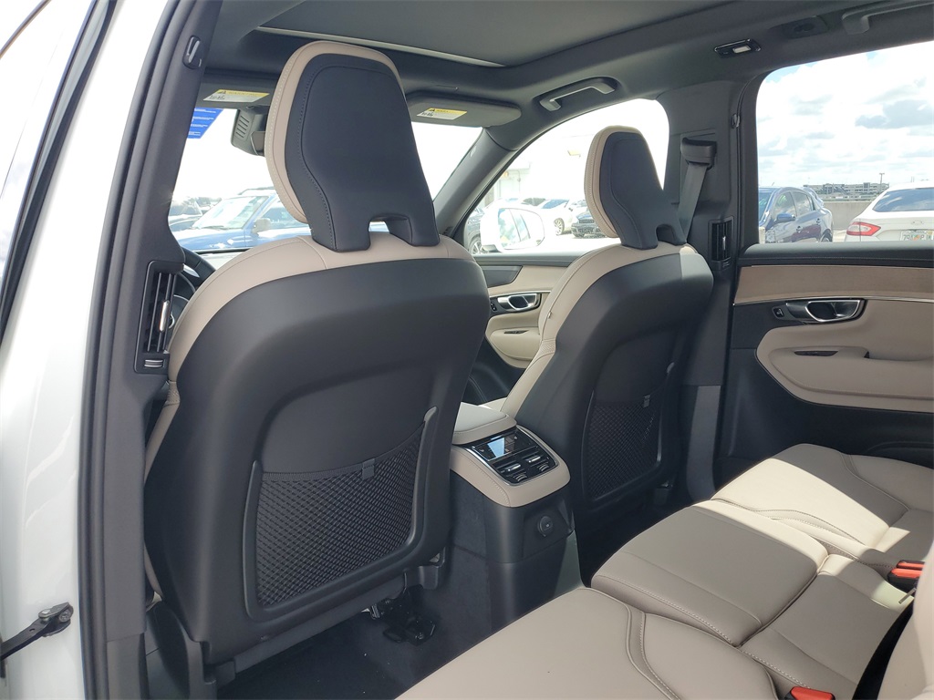 new 2026 Volvo XC90 Plug-In Hybrid car, priced at $78,375