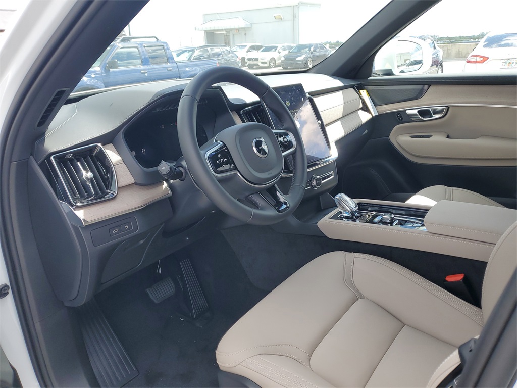 new 2026 Volvo XC90 Plug-In Hybrid car, priced at $78,375