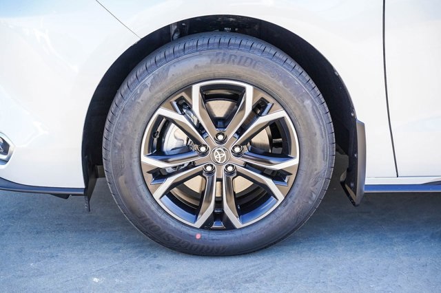 new 2026 Toyota Sienna car, priced at $62,768