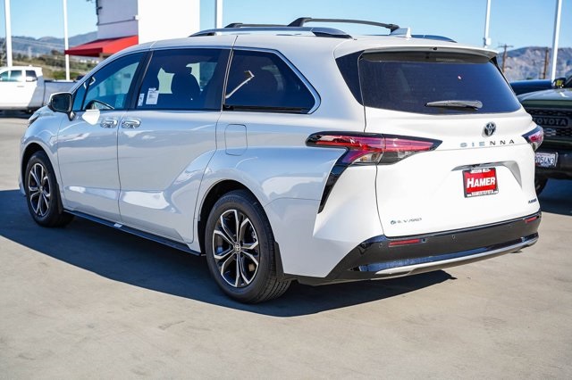 new 2026 Toyota Sienna car, priced at $62,768