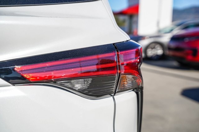 new 2026 Toyota Sienna car, priced at $62,768