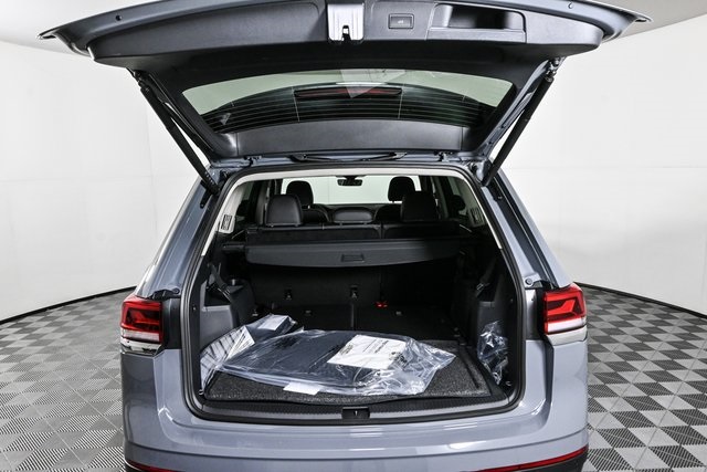 new 2026 Volkswagen Atlas car, priced at $48,937