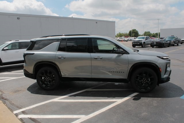 new 2026 Chevrolet Traverse car, priced at $58,795