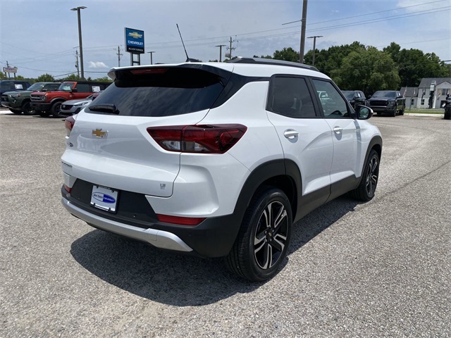 new 2026 Chevrolet TrailBlazer car, priced at $29,165