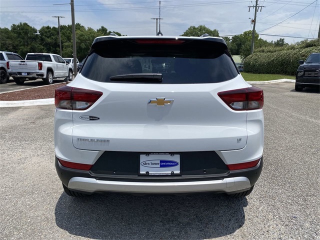 new 2026 Chevrolet TrailBlazer car, priced at $29,165