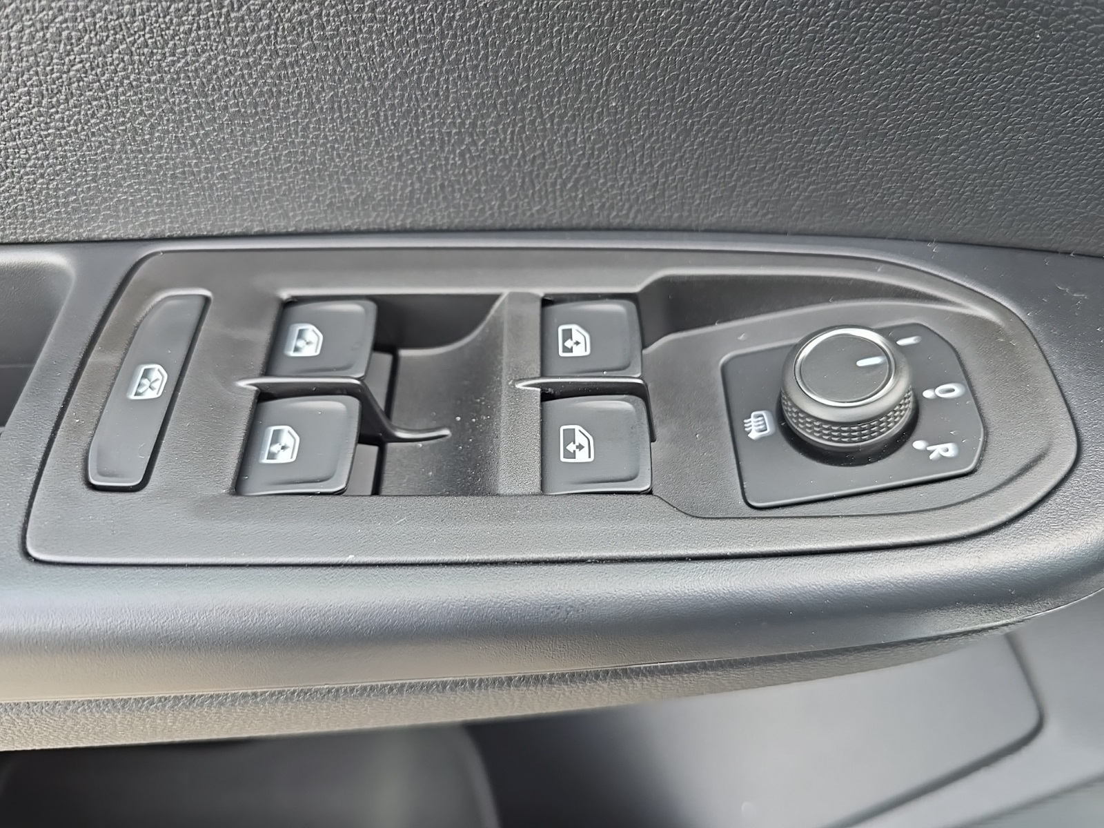 new 2025 Volkswagen Taos car, priced at $31,726