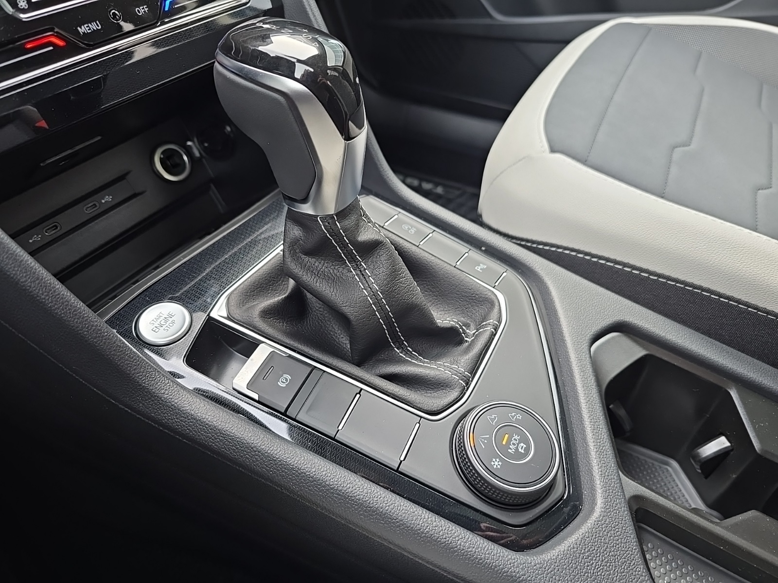 new 2025 Volkswagen Taos car, priced at $31,726