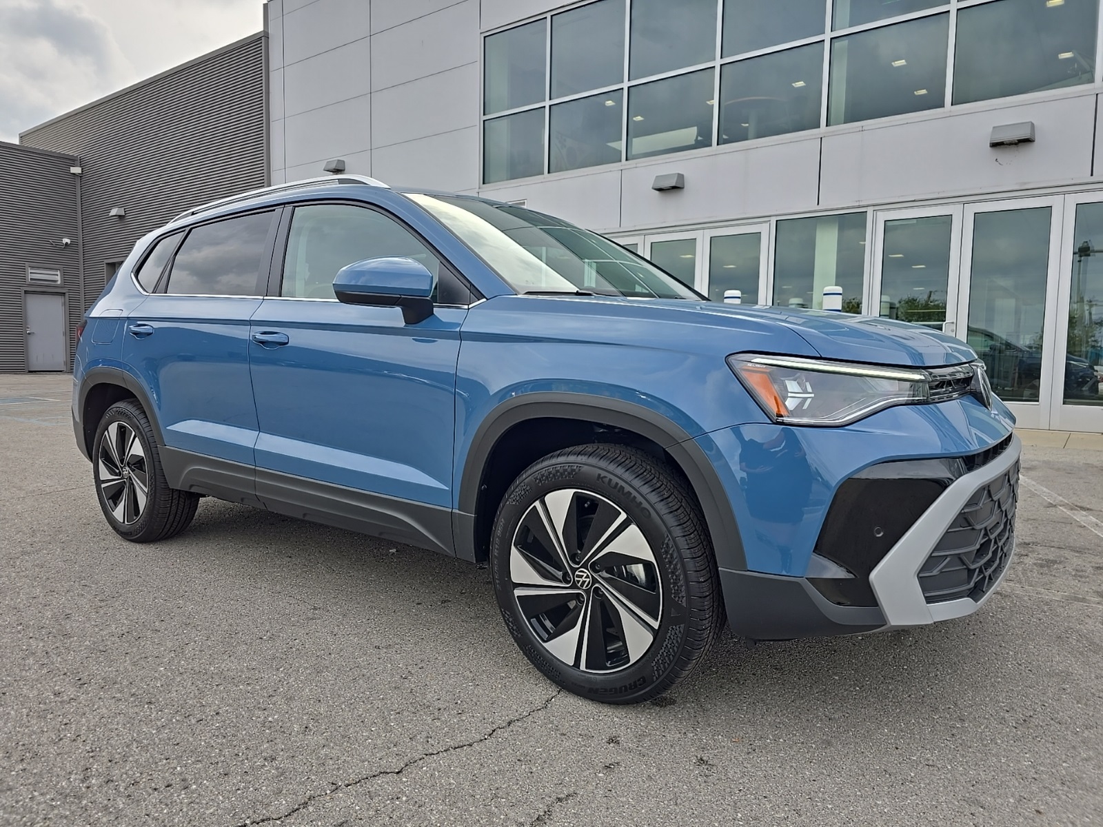 new 2025 Volkswagen Taos car, priced at $31,726