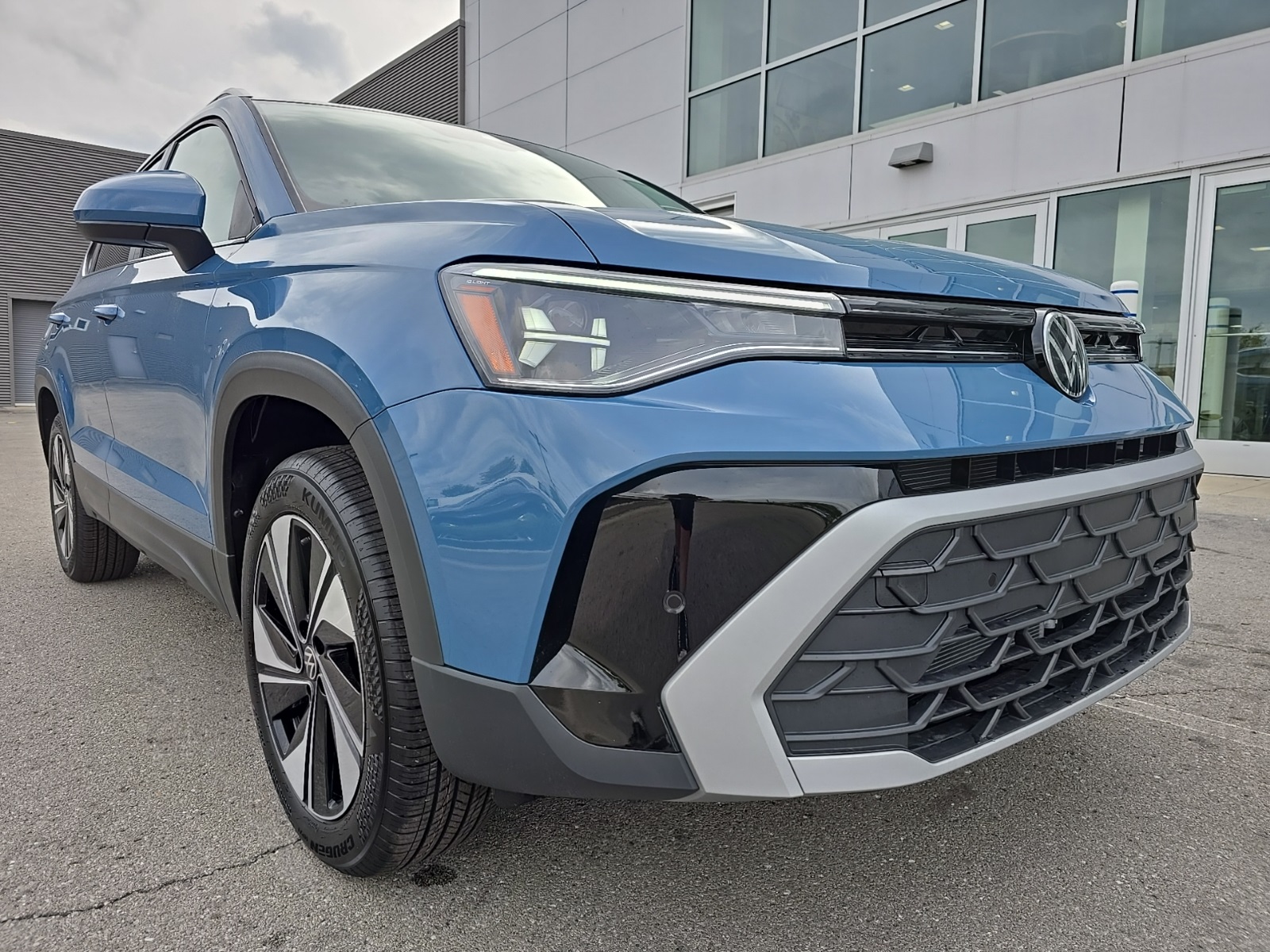 new 2025 Volkswagen Taos car, priced at $31,726