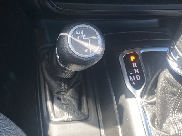 new 2025 Jeep Gladiator car, priced at $38,649