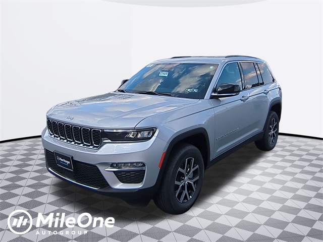 new 2025 Jeep Grand Cherokee car, priced at $41,695