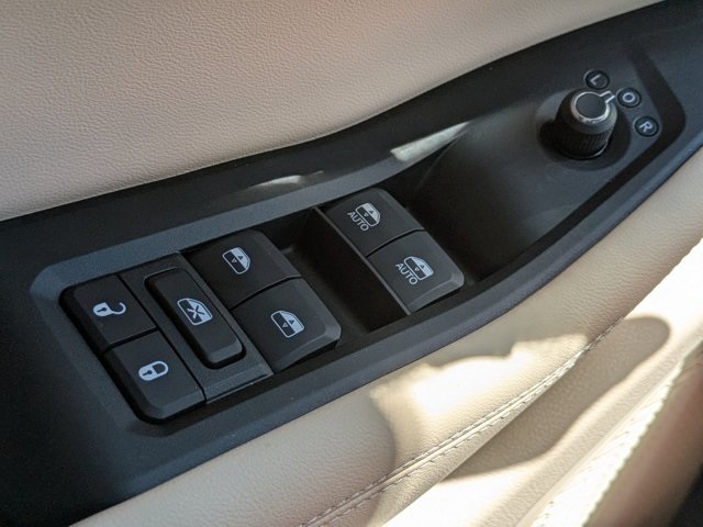 new 2025 Jeep Grand Cherokee car, priced at $40,130