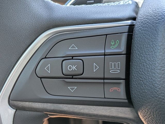 new 2025 Jeep Grand Cherokee car, priced at $40,130