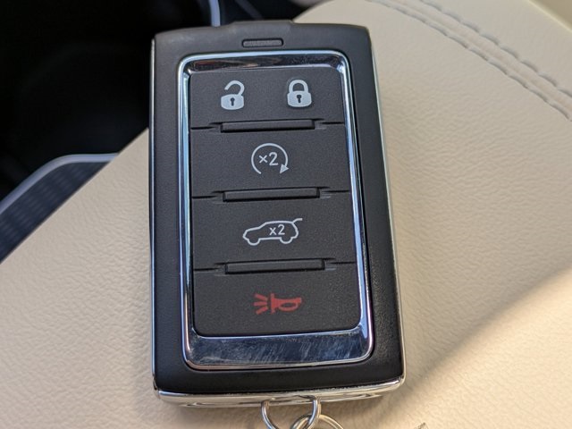 new 2025 Jeep Grand Cherokee car, priced at $40,130