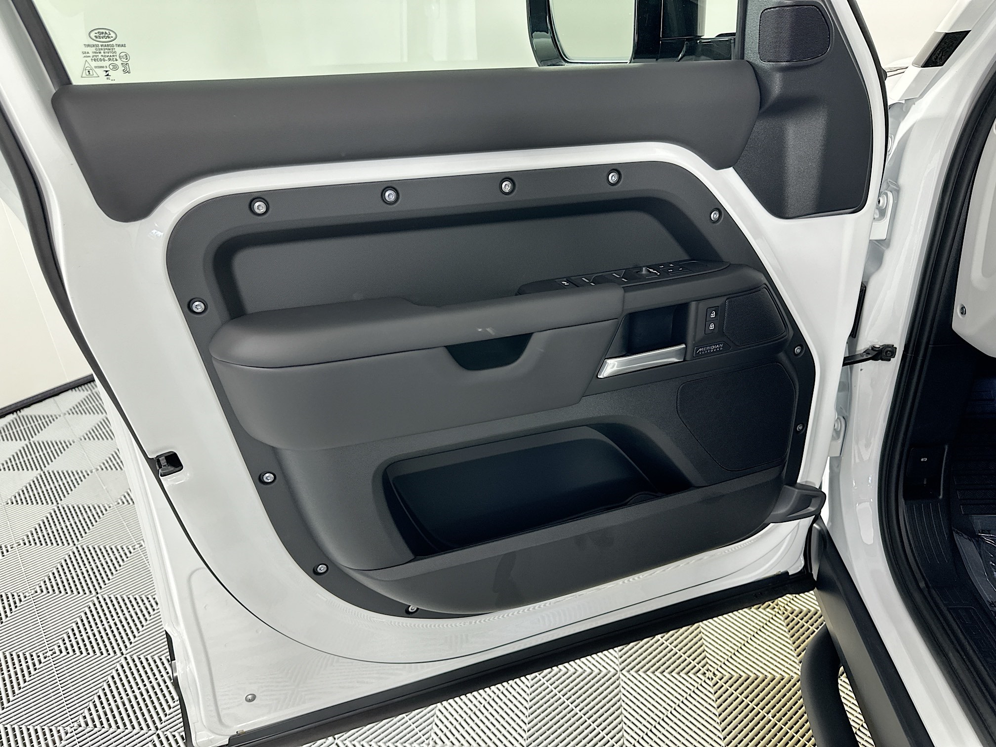 new 2026 Land Rover Defender 110 car, priced at $91,331