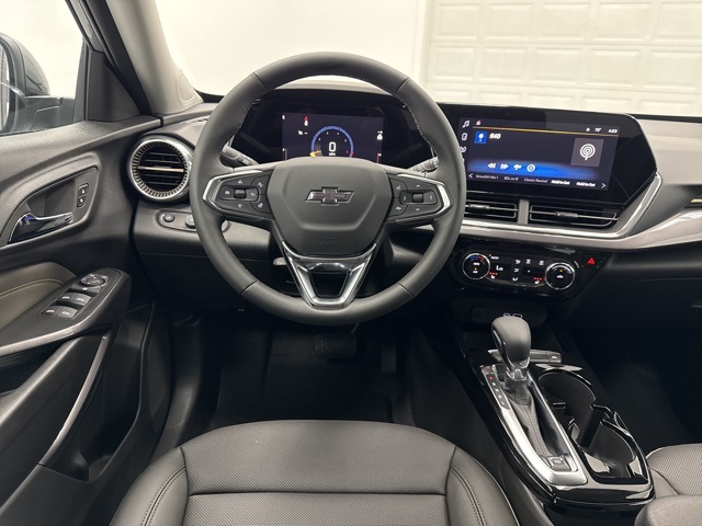 new 2025 Chevrolet Trax car, priced at $25,895