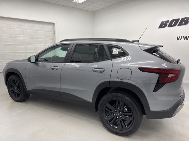 new 2025 Chevrolet Trax car, priced at $25,895