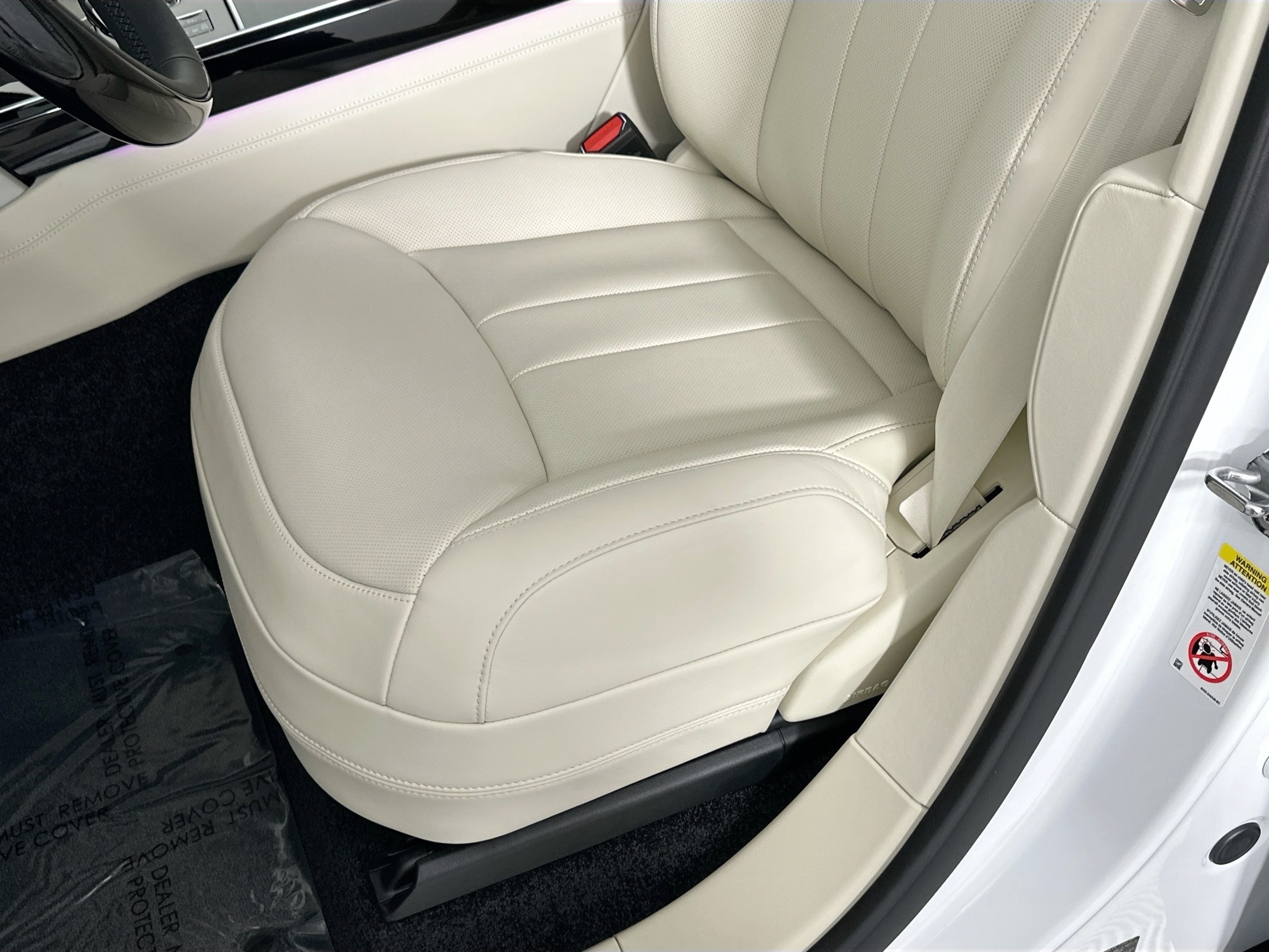 new 2025 Land Rover Range Rover car, priced at $161,595