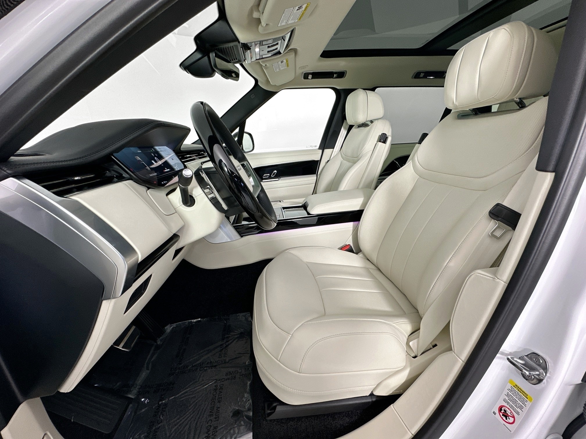 new 2025 Land Rover Range Rover car, priced at $161,595