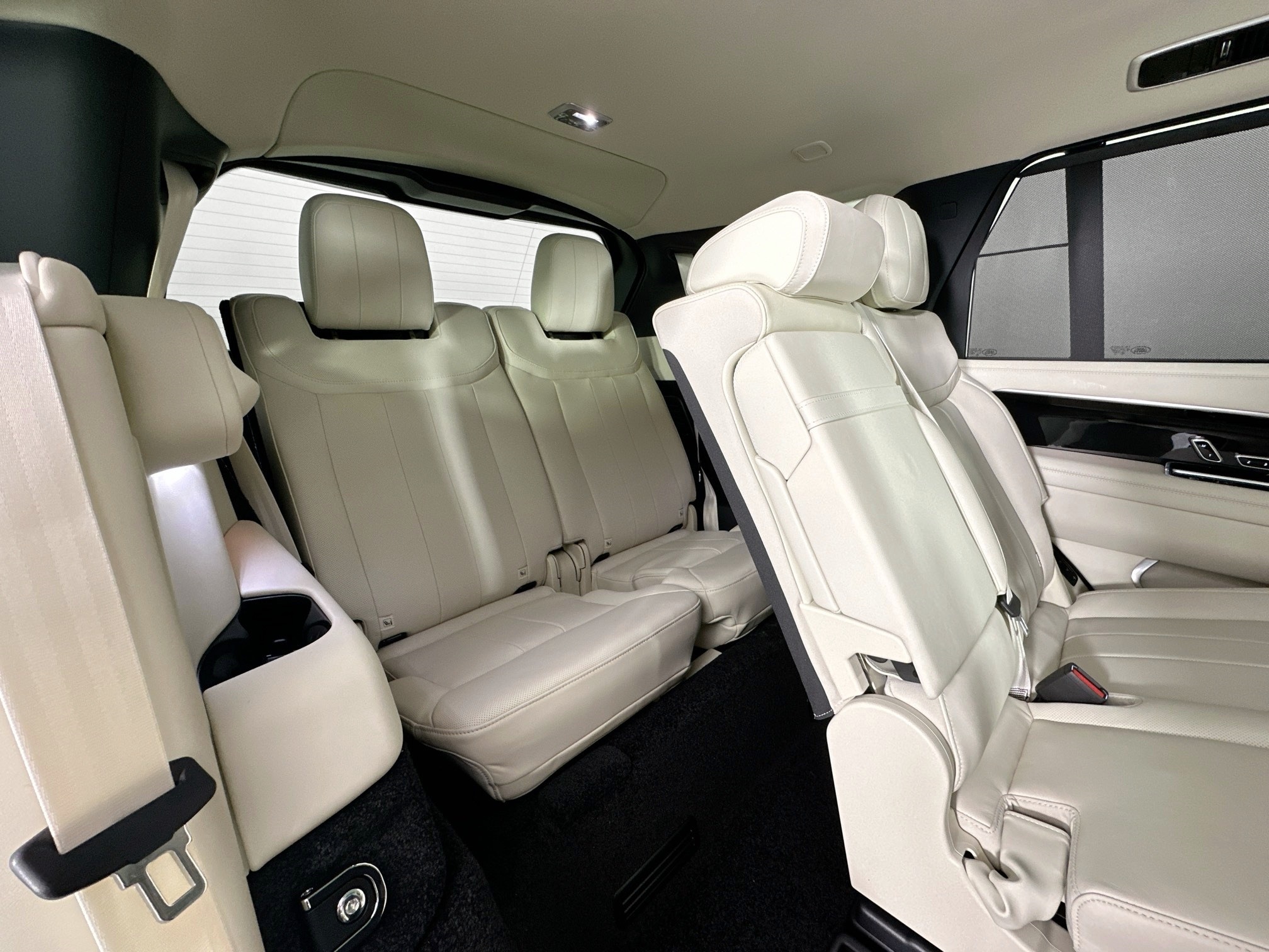 new 2025 Land Rover Range Rover car, priced at $161,595