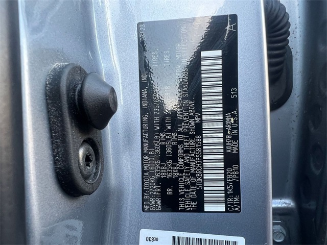 used 2023 Toyota Highlander Hybrid car, priced at $43,811