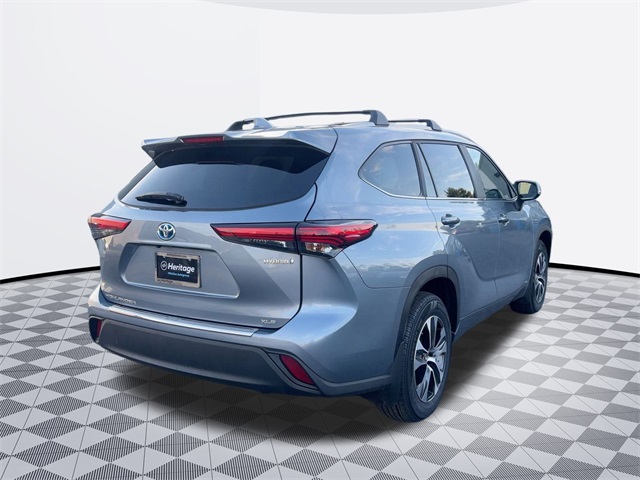 used 2023 Toyota Highlander Hybrid car, priced at $43,811